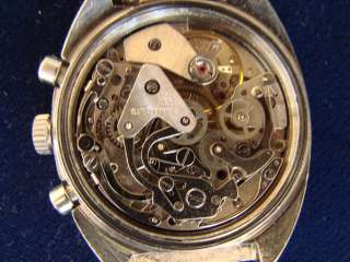 1940s ZODIAC CULT CHRONOGRAPH, TONNEAU CASE, SCREW BACK, RED HAND 