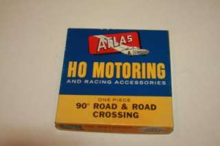 ATLAS 1244 90° INTERSECTION ROAD & ROAD 3 TRACK WITH BOX  