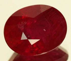 RED DIAMOND RUBY PIEGON BLOOD RED NO HEAT COLLECTORS  