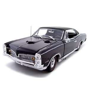  1967 Pontiac GTO Hard Top 1/24 Starlight Black: Toys 