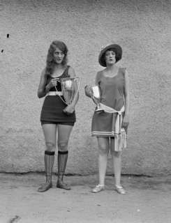 1922 photo Beauty show, Eva Fridell & Anna Neibel  
