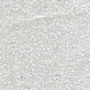  11 9551 Gilt Lined Opal Miyuki Seed Beads Tube: Arts 