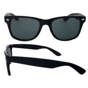   Black Classic Wayfarer Style Vintage Retro 80s Sunglasses + Case