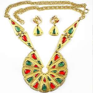 TRIFARI Red & Green Poured Glass Sundial Disk Necklace & Clip Earrings 