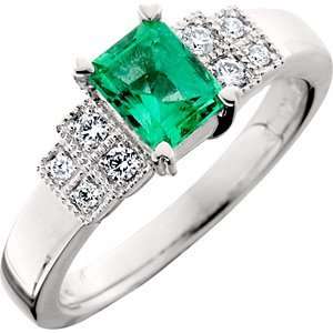   Carat 18kt White Gold Colombian Emerald and Diamond Ring: Jewelry