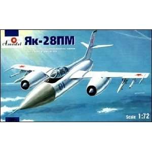   72 Supersonic Interceptor Yak28PM Aircraft (Plastic Mo Toys & Games