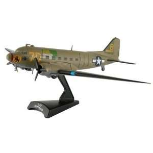  1/100 C47 Skytrain USAF: Toys & Games