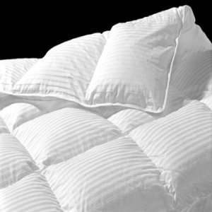   Oversized/ Super King 110x100 White Goose Down Comforter: Deluxe Fill