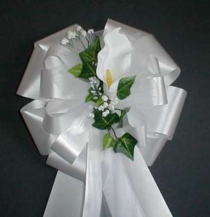 WHITE Calla Lily Pew Bows   Wedding Decorations  