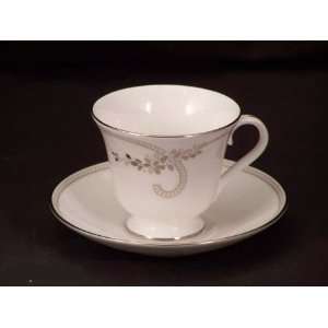  Waterford China Ballet Jewels Cups & Saucers Kitchen 