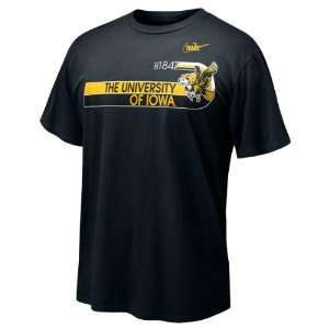 Iowa Hawkeyes Nike Vault Black Vintage T Shirt:  Sports 