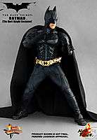 Hottoys Batman Dark Knight Figure (Dark Knight Costume)  