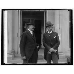   Brun and Roald Amundsen at W.H., 10/21/25 1925