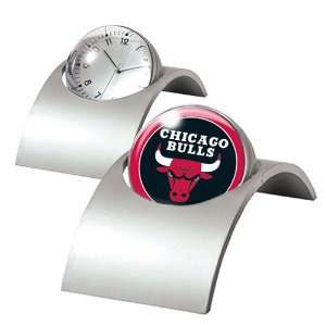  Chicago Bulls NBA Spinning Desk Clock: Sports & Outdoors