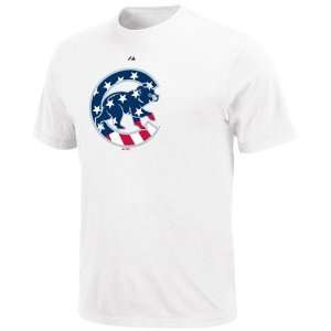 Majestic Chicago Cubs Youth White Stars & Stripes Logo T shirt:  