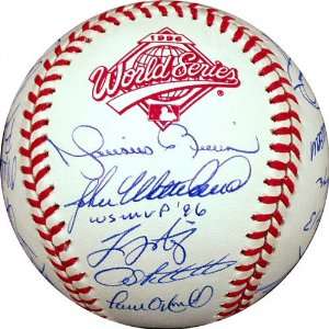  New York Yankees 1996 Team Signed Baseball: Sports 