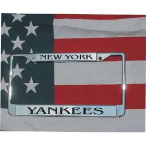  NEW YORK YANKEES ENGRAVED LICENSE PLATE FRAME: Automotive