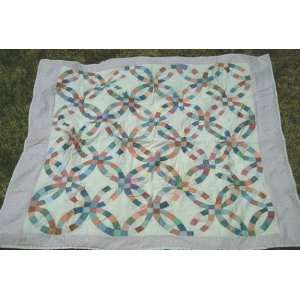  Double Wedding Ring Bed Quilt