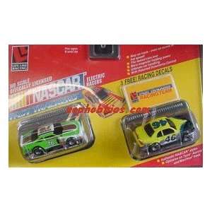   76 & Racer #46 Nascar Fast Tracker Slot Car Twin Pack (S: Toys & Games