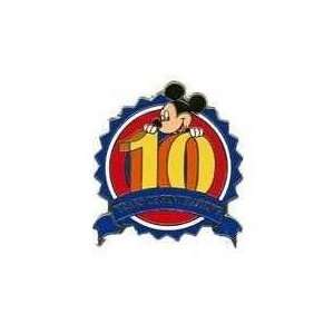  10 Years of Pin Trading Pin   Mickey 
