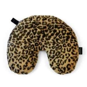  Bucky Fuzzy Wuzzy Travel Pillow   Leopard