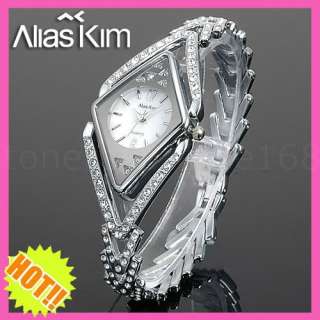   Kim Fashion Style Ladies Girls Quartz Finger Wrist Watch Nice Gift New
