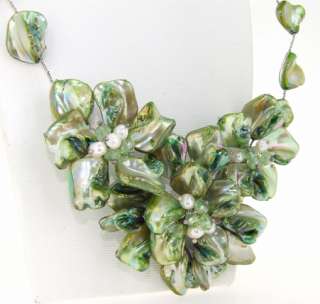 Green Shell Mop Flower FW Pearl Gemstone Necklace 20  