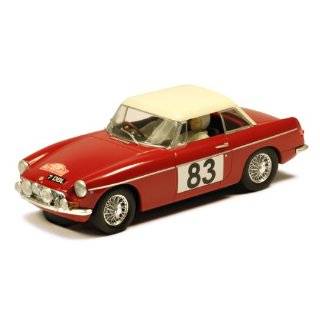 Airfix A50090 1:32 Scale MGB Classic Car Gift Set inc Paints Glue and 
