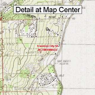  USGS Topographic Quadrangle Map   Traverse City SE 
