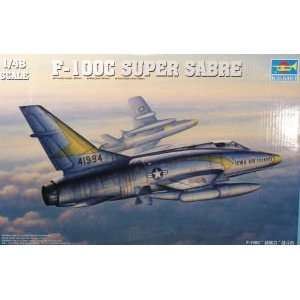  1/48 F 100C Super Sabre Fighter Toys & Games