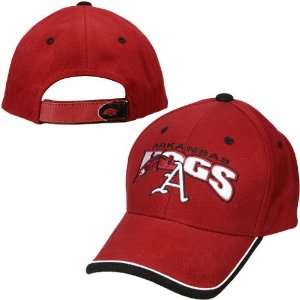   Razorbacks Crimson Youth Huddle Hat:  Sports & Outdoors