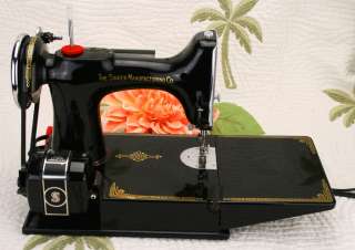 VIDEO See Her Sew GORGEOUS Scroll Plate Singer Featherweight 221 