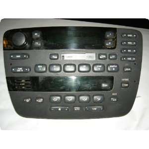 Radio  SABLE 01 03 AM FM cassette CD control, auto temp cont, ID 1F1F 