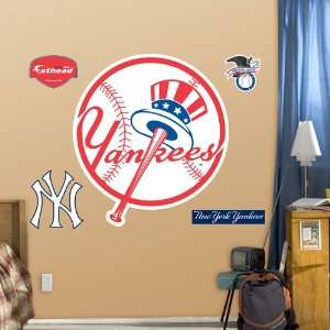    MLB New York Yankees Top Hat Logo Fat Head: Sports & Outdoors