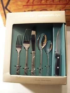   36 Piece Set Stainless Steel Flatware Utensils with Steak Knives NEW